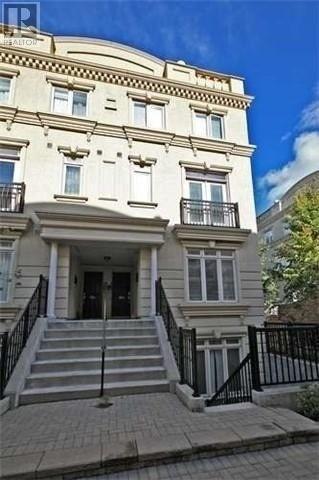 th2 - 98 Carr St, Townhouse with 2 bedrooms, 2 bathrooms and 1 parking in Toronto ON | Image 1