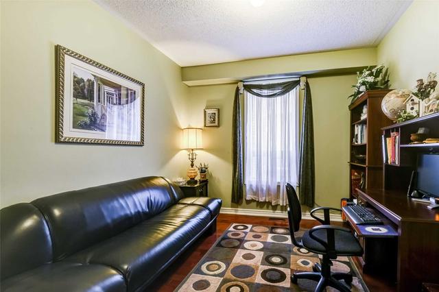 61 Showboat Cres, House detached with 4 bedrooms, 5 bathrooms and 6 parking in Brampton ON | Image 38