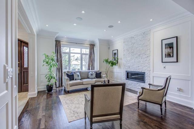332 Horsham Ave, House detached with 5 bedrooms, 7 bathrooms and 4 parking in Toronto ON | Image 4