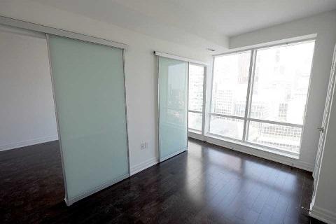 2007 - 8 The Esplanade St, Condo with 1 bedrooms, 1 bathrooms and null parking in Toronto ON | Image 3