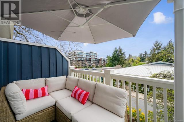 4 - 4583 Wilkinson Rd, House attached with 3 bedrooms, 3 bathrooms and 2 parking in Saanich BC | Image 57