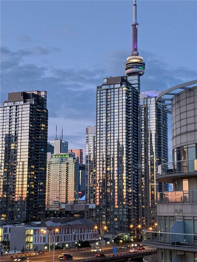 sph05 - 600 Queens Quay W, Condo with 2 bedrooms, 2 bathrooms and 2 parking in Toronto ON | Image 6