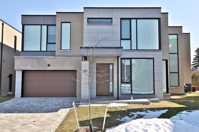 10 Green Gates Crt, House detached with 4 bedrooms, 5 bathrooms and 4 parking in Toronto ON | Image 1