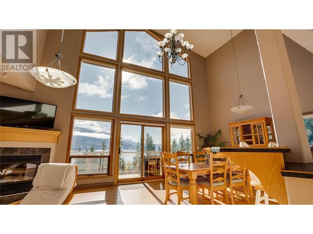 203 - 3473 Lakeview Place, House attached with 3 bedrooms, 2 bathrooms and 2 parking in North Okanagan F BC | Image 14