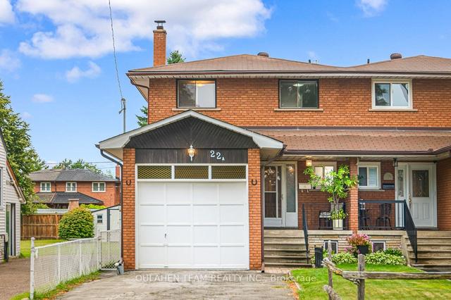 22a Owen Dr, House semidetached with 4 bedrooms, 3 bathrooms and 3 parking in Toronto ON | Image 1
