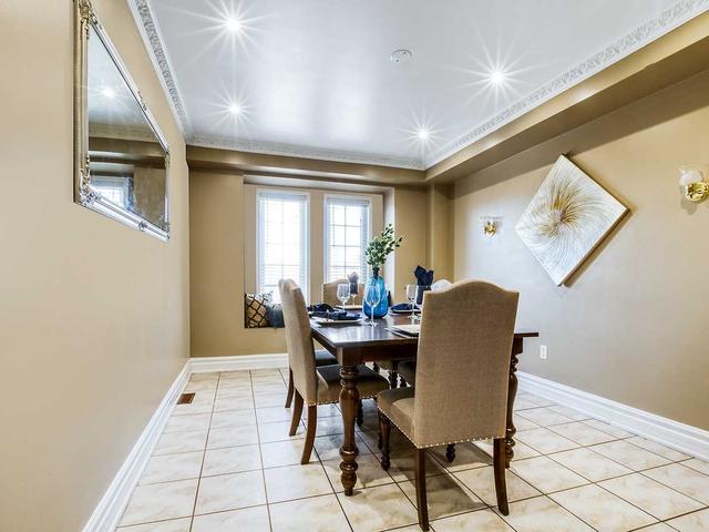 58 Dunlop Crt, House attached with 3 bedrooms, 3 bathrooms and 3 parking in Brampton ON | Image 40