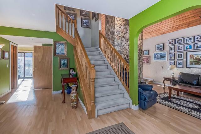 251 Silvergrove Place Nw, House detached with 4 bedrooms, 3 bathrooms and 8 parking in Calgary AB | Image 29