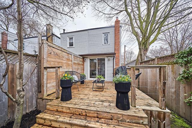 196 Hiawatha Rd, House semidetached with 2 bedrooms, 1 bathrooms and 0 parking in Toronto ON | Image 13