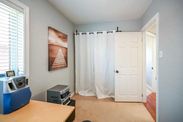 1205 - 4140 Foxwood Dr, Condo with 2 bedrooms, 1 bathrooms and 2 parking in Burlington ON | Image 20