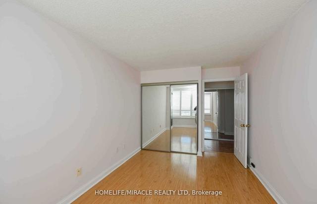 1810 - 24 Hanover Rd, Condo with 3 bedrooms, 2 bathrooms and 2 parking in Brampton ON | Image 6