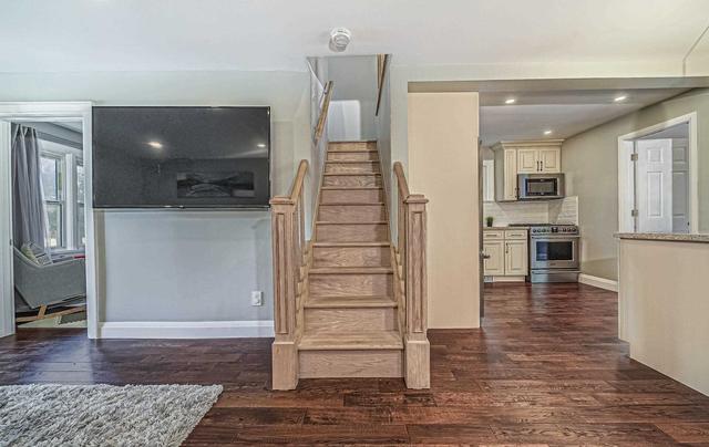 214 Park Rd S, House detached with 4 bedrooms, 2 bathrooms and 2 parking in Oshawa ON | Image 17