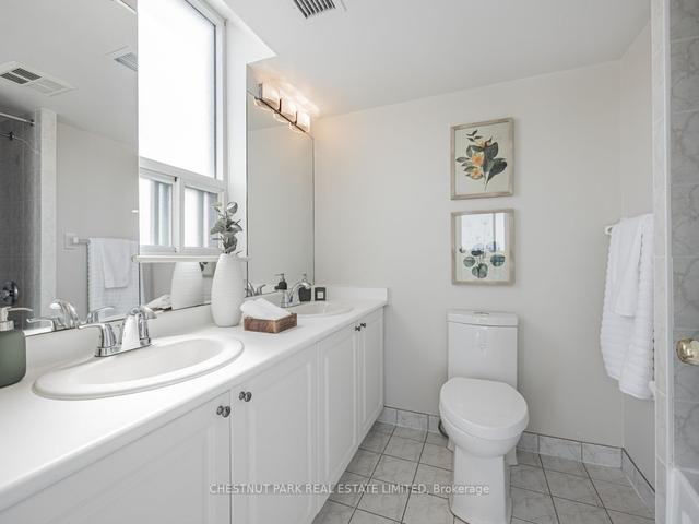 805 - 398 Eglinton Ave E, Condo with 2 bedrooms, 2 bathrooms and 1 parking in Toronto ON | Image 5