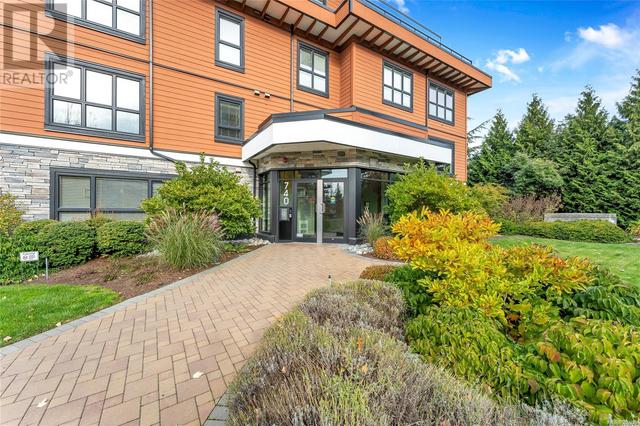 102 - 740 Travino Lane, Condo with 2 bedrooms, 2 bathrooms and 1 parking in Saanich BC | Image 27