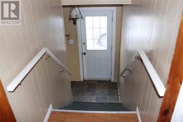 28 Pleasant Street, House detached with 3 bedrooms, 2 bathrooms and null parking in Stephenville Crossing NL | Image 9