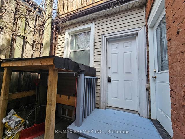 454 Gerrard St E, House semidetached with 5 bedrooms, 4 bathrooms and 0 parking in Toronto ON | Image 11