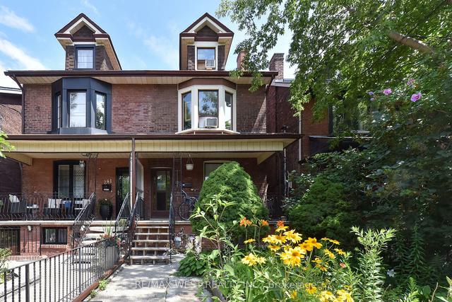 279 Margueretta St, House semidetached with 3 bedrooms, 4 bathrooms and 2 parking in Toronto ON | Image 1
