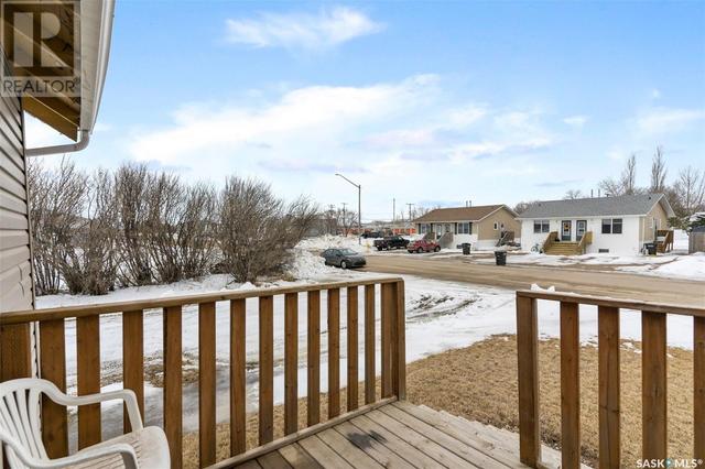 508 4th Avenue E, House detached with 4 bedrooms, 1 bathrooms and null parking in Watrous SK | Image 4