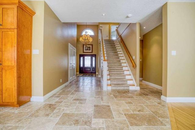 553 Falconridge Cres, House detached with 4 bedrooms, 4 bathrooms and 2 parking in Kitchener ON | Image 2