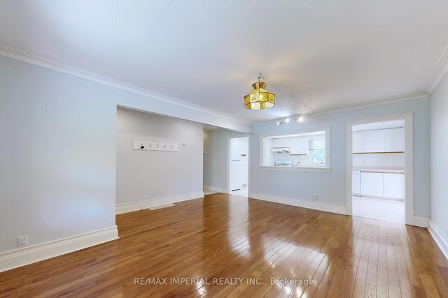 56 Fergus Ave, House detached with 3 bedrooms, 2 bathrooms and 10 parking in Richmond Hill ON | Image 33