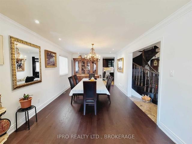 274 Falstaff Ave, House detached with 4 bedrooms, 4 bathrooms and 6 parking in Toronto ON | Image 28