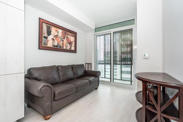 2304 - 8 Eglinton Ave E, Condo with 1 bedrooms, 1 bathrooms and 0 parking in Toronto ON | Image 10
