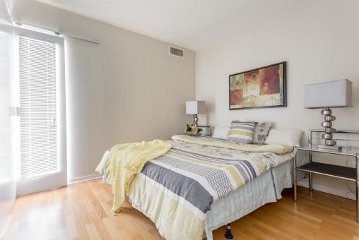 1014 - 75 Dalhousie St, Condo with 1 bedrooms, 1 bathrooms and 0 parking in Toronto ON | Image 4