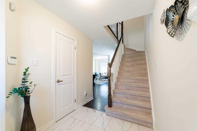 4 Brocklebank Crt, House attached with 3 bedrooms, 2 bathrooms and 2 parking in Brampton ON | Image 40