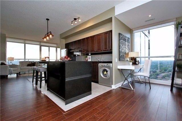 3105 - 33 Singer Crt, Condo with 2 bedrooms, 2 bathrooms and 1 parking in Toronto ON | Image 2