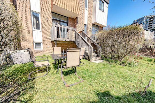 45 - 15 Guildwood Pkwy, Townhouse with 3 bedrooms, 2 bathrooms and 2 parking in Toronto ON | Image 30