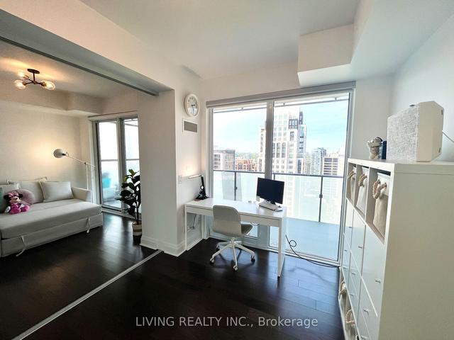 2608 - 65 St Mary St, Condo with 1 bedrooms, 1 bathrooms and 0 parking in Toronto ON | Image 5