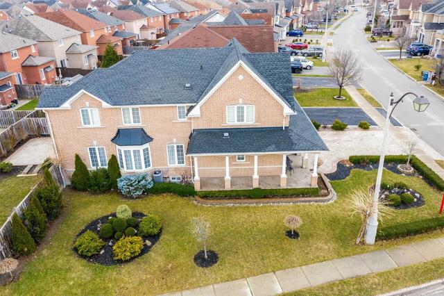 1 Timberwolf Rd, House detached with 4 bedrooms, 3 bathrooms and 6 parking in Brampton ON | Image 23