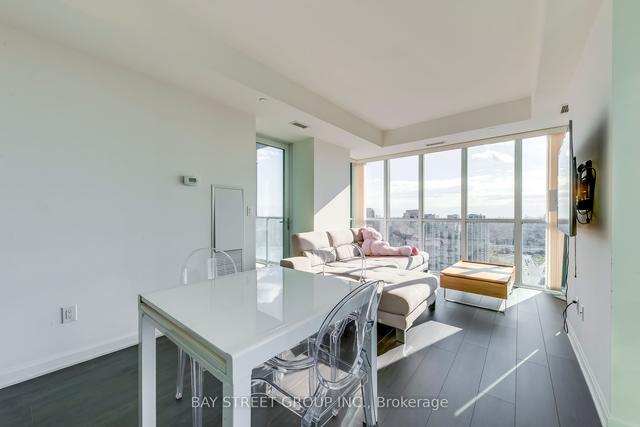2603 - 9 Bogert Ave, Condo with 2 bedrooms, 2 bathrooms and 1 parking in Toronto ON | Image 11