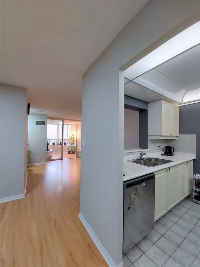 1619 - 88 Corporate Dr, Condo with 1 bedrooms, 1 bathrooms and 1 parking in Toronto ON | Image 6