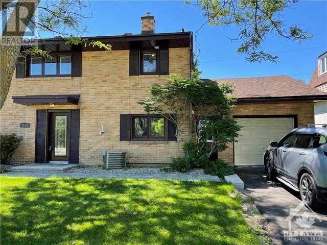 1244 Prince Of Wales Drive, Home with 3 bedrooms, 2 bathrooms and 3 parking in Ottawa ON | Image 2