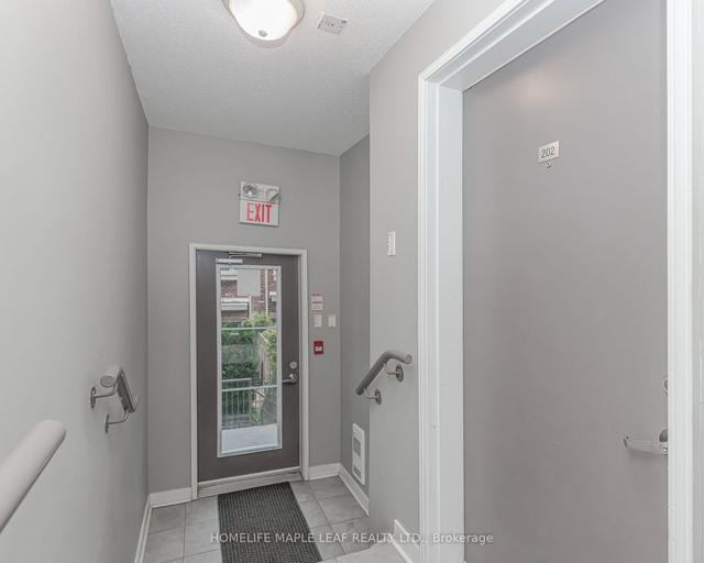 202 - 21 Earl St, Condo with 1 bedrooms, 1 bathrooms and 2 parking in Toronto ON | Image 14