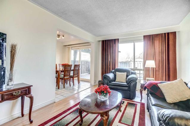 33 - 7033 Netherbrae Rd, Townhouse with 4 bedrooms, 2 bathrooms and 1 parking in Mississauga ON | Image 3