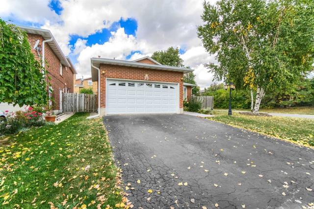 73 Reynier Dr, House detached with 3 bedrooms, 3 bathrooms and 4 parking in Brampton ON | Image 12