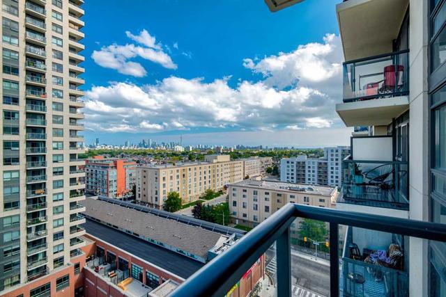 1310 - 1420 Dupont St, Condo with 2 bedrooms, 1 bathrooms and 1 parking in Toronto ON | Image 9