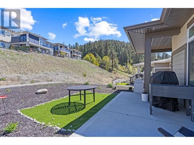 1575 Summer Crescent, House detached with 3 bedrooms, 3 bathrooms and 4 parking in Kelowna BC | Image 38