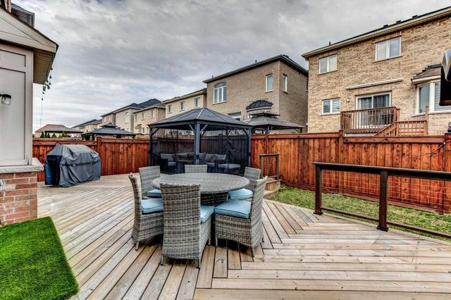 21 Darlet Ave, House detached with 4 bedrooms, 3 bathrooms and 4 parking in Ajax ON | Image 32