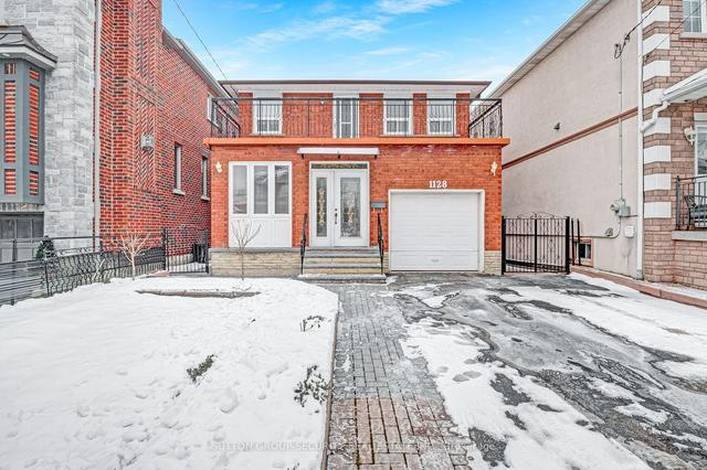 1128 Glengrove Ave W, House detached with 3 bedrooms, 4 bathrooms and 3 parking in Toronto ON | Image 12