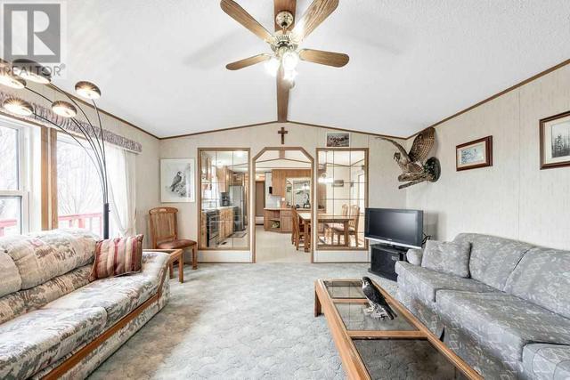 253067a Township Road 230, Home with 4 bedrooms, 2 bathrooms and null parking in Wheatland County AB | Image 32