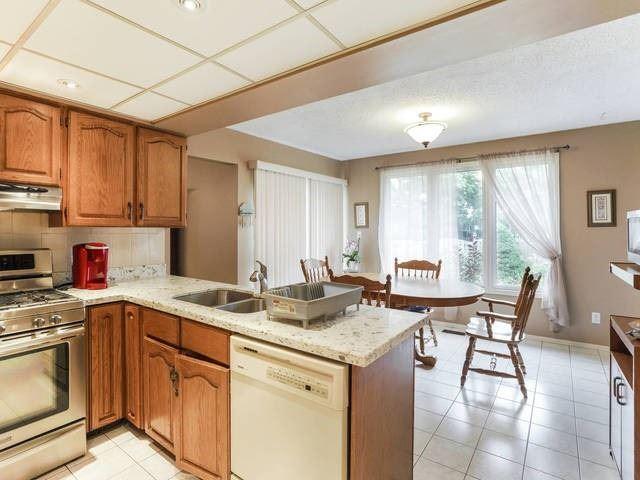 809 Cartref Ave, House detached with 4 bedrooms, 3 bathrooms and 4 parking in Oshawa ON | Image 8