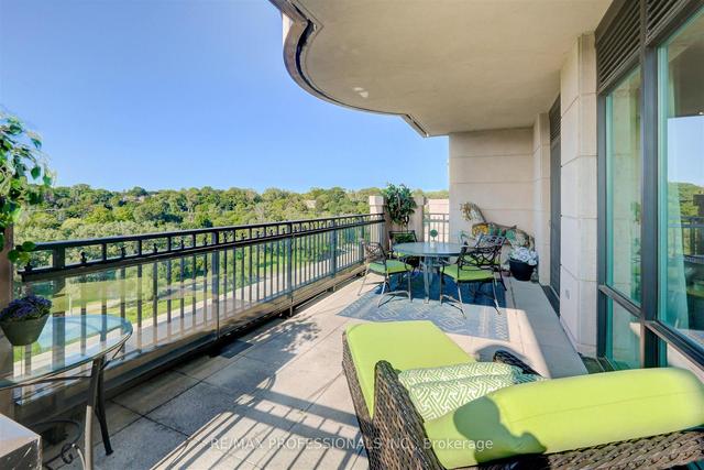 1002 - 30 Old Mill Rd, Condo with 2 bedrooms, 3 bathrooms and 2 parking in Toronto ON | Image 17