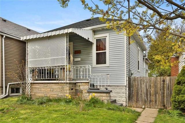 47 Highland Ave, House detached with 2 bedrooms, 1 bathrooms and 0 parking in Hamilton ON | Image 10