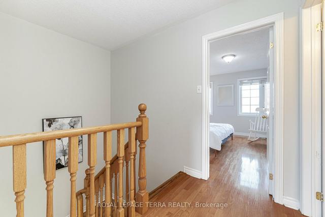 8 Trudelle Cres, House semidetached with 3 bedrooms, 3 bathrooms and 3 parking in Brampton ON | Image 13