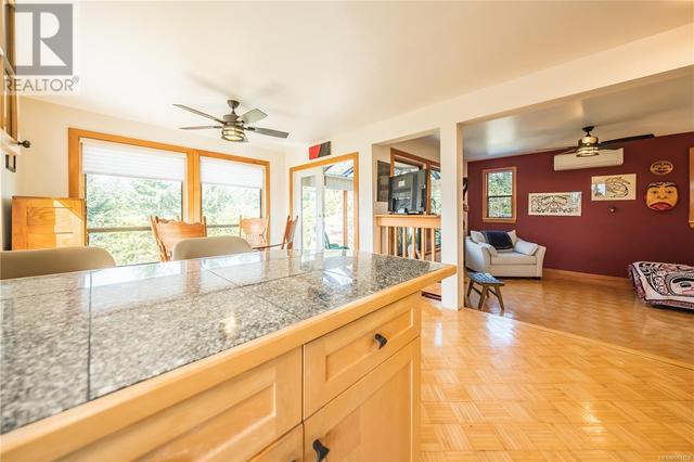 359 Nottingham Dr, House detached with 3 bedrooms, 3 bathrooms and 3 parking in Nanaimo BC | Image 34