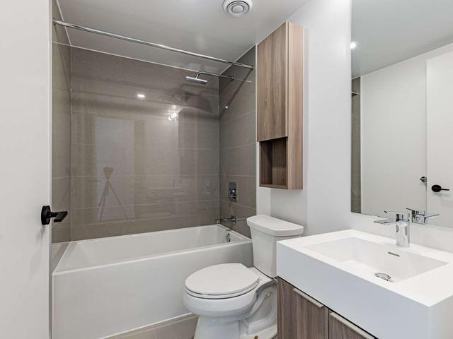 s904 - 180 Mill St, Condo with 2 bedrooms, 1 bathrooms and 0 parking in Toronto ON | Image 8
