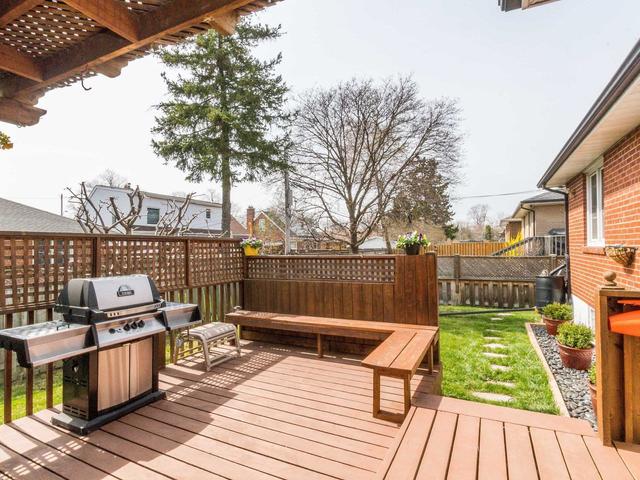 27 Mayland Ave, House detached with 4 bedrooms, 2 bathrooms and 4 parking in Toronto ON | Image 28