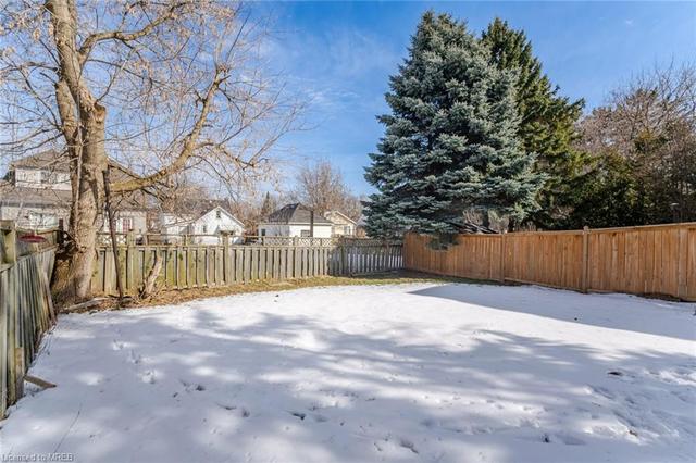 132 Capreol Court, House semidetached with 3 bedrooms, 1 bathrooms and 3 parking in Oshawa ON | Image 29
